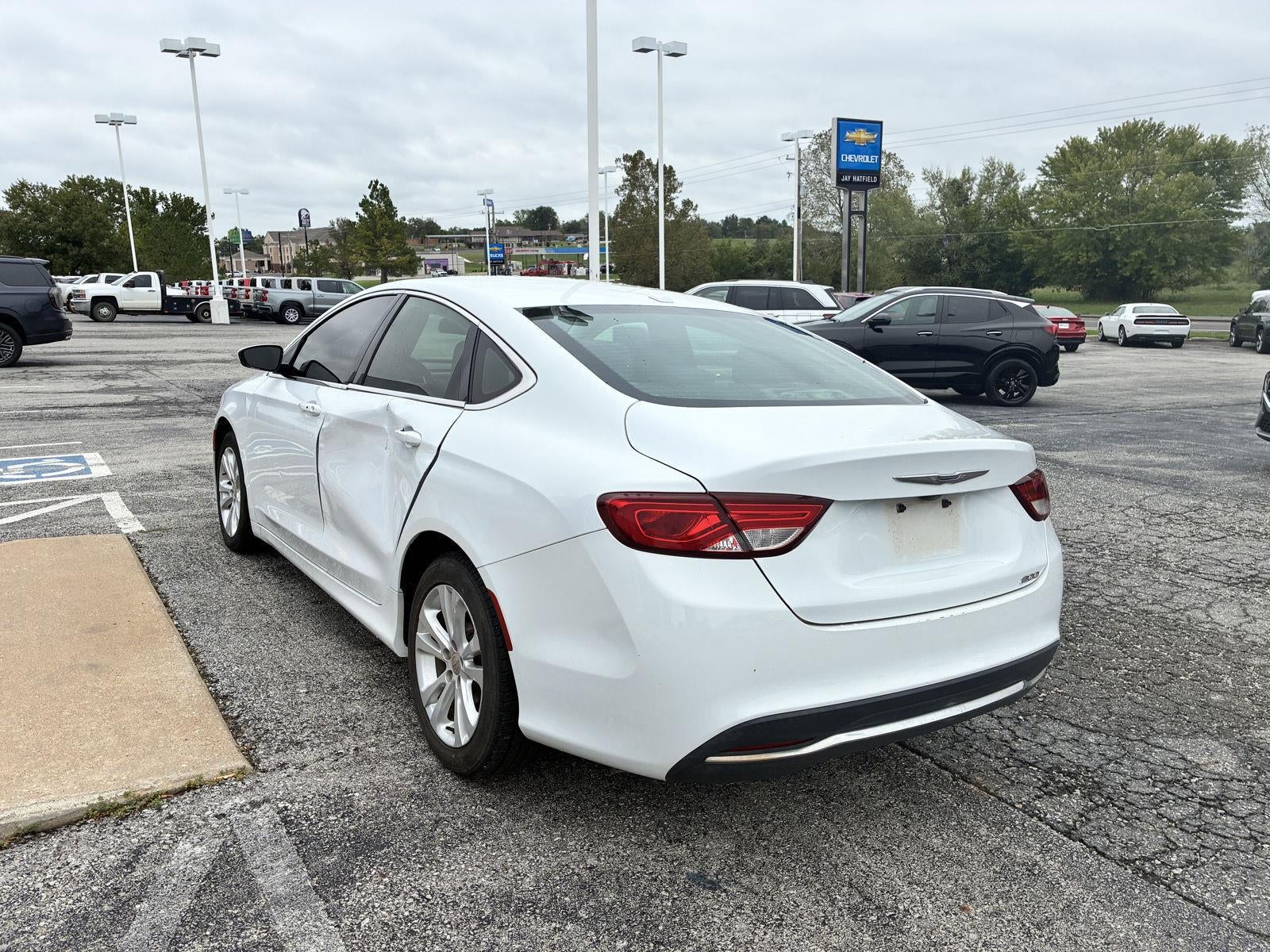 2016 Chrysler 200 Limited