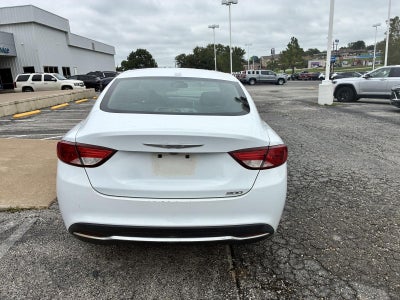 2016 Chrysler 200 Limited