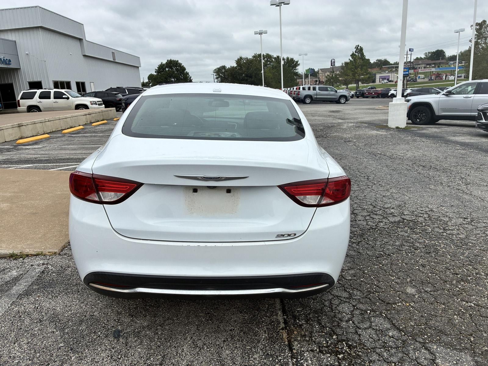 2016 Chrysler 200 Limited