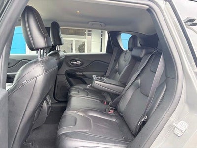 2023 Jeep Cherokee Altitude Lux