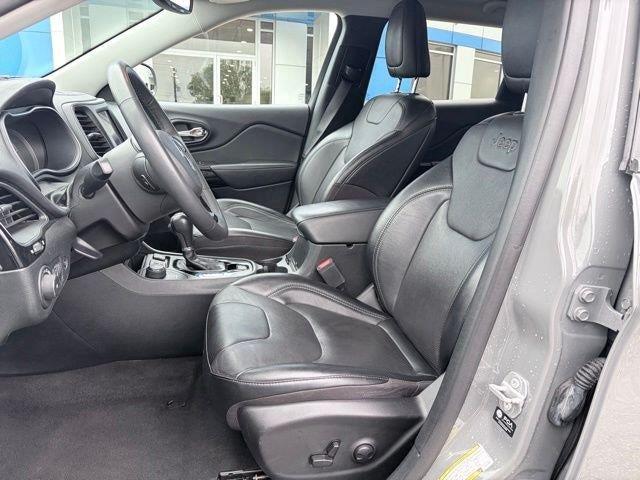 2023 Jeep Cherokee Altitude Lux