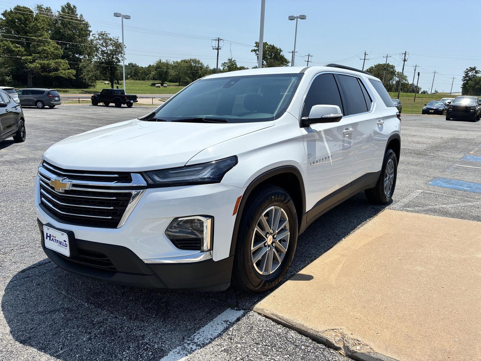 2023 Chevrolet Traverse LT Cloth