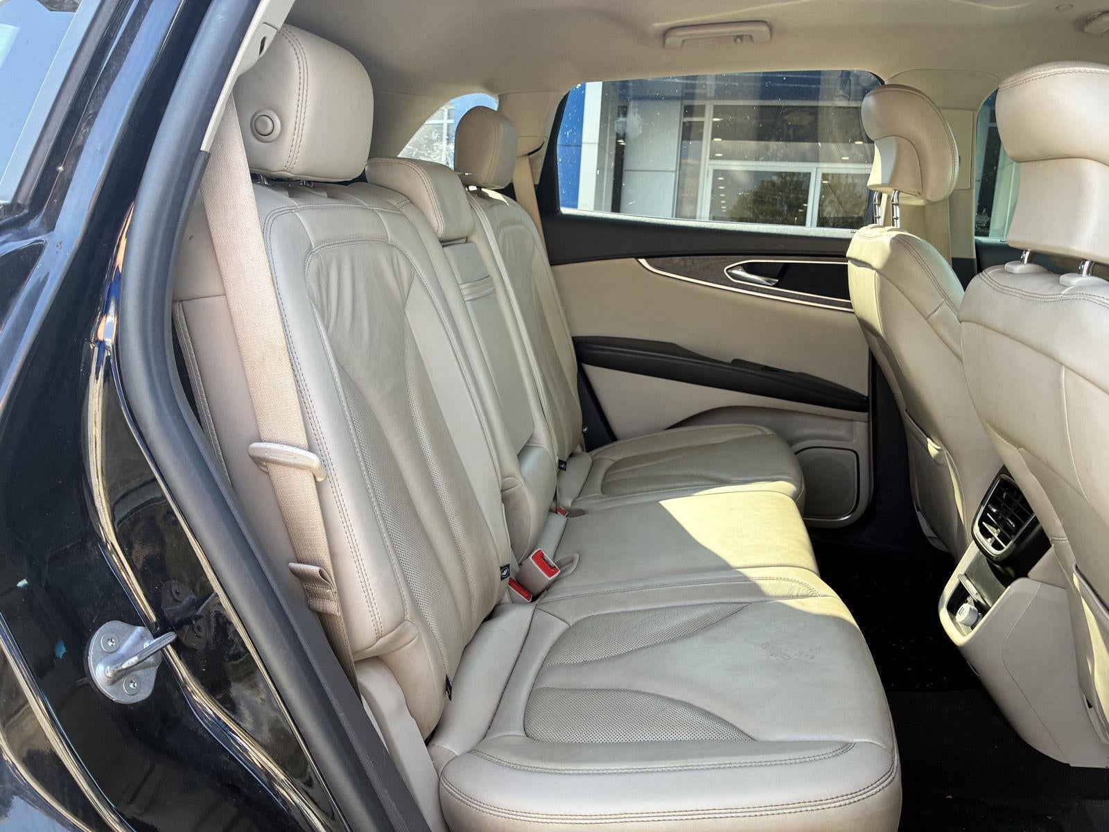 2019 Lincoln Nautilus Select