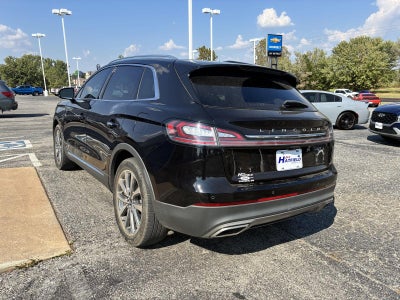2019 Lincoln Nautilus Select