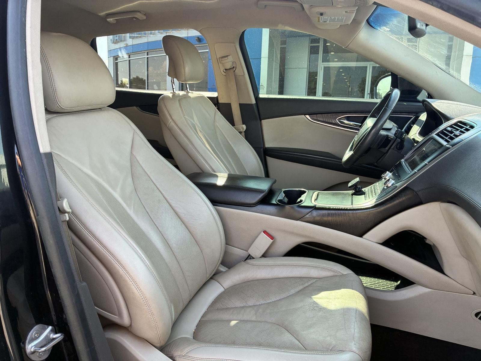2019 Lincoln Nautilus Select