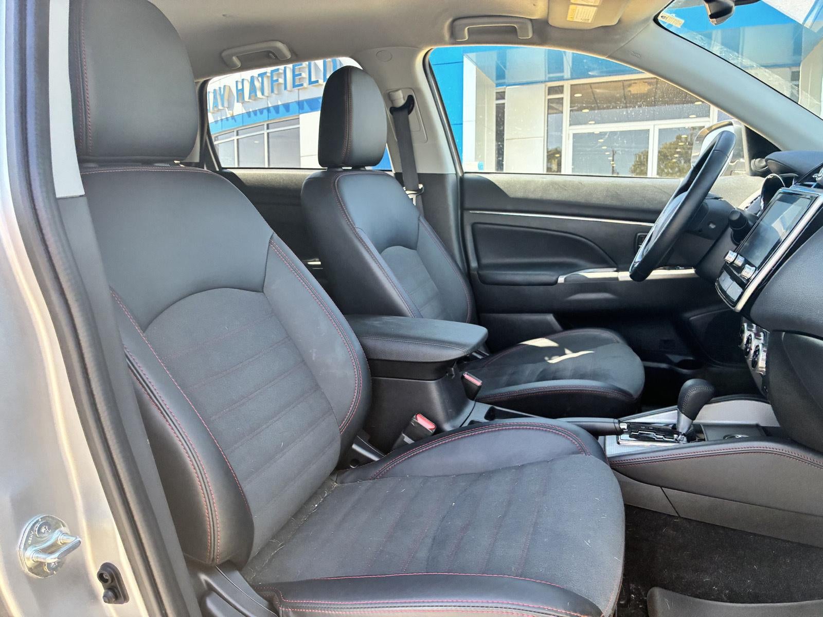 2025 Mitsubishi Outlander Sport S