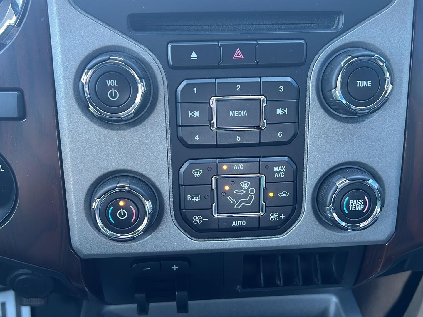 2016 Ford F-250 LARIAT