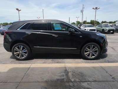 2022 Cadillac XT5 Premium Luxury