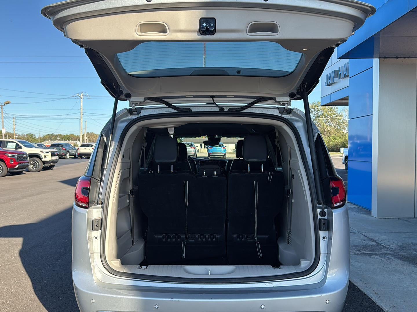 2024 Chrysler Pacifica Touring L