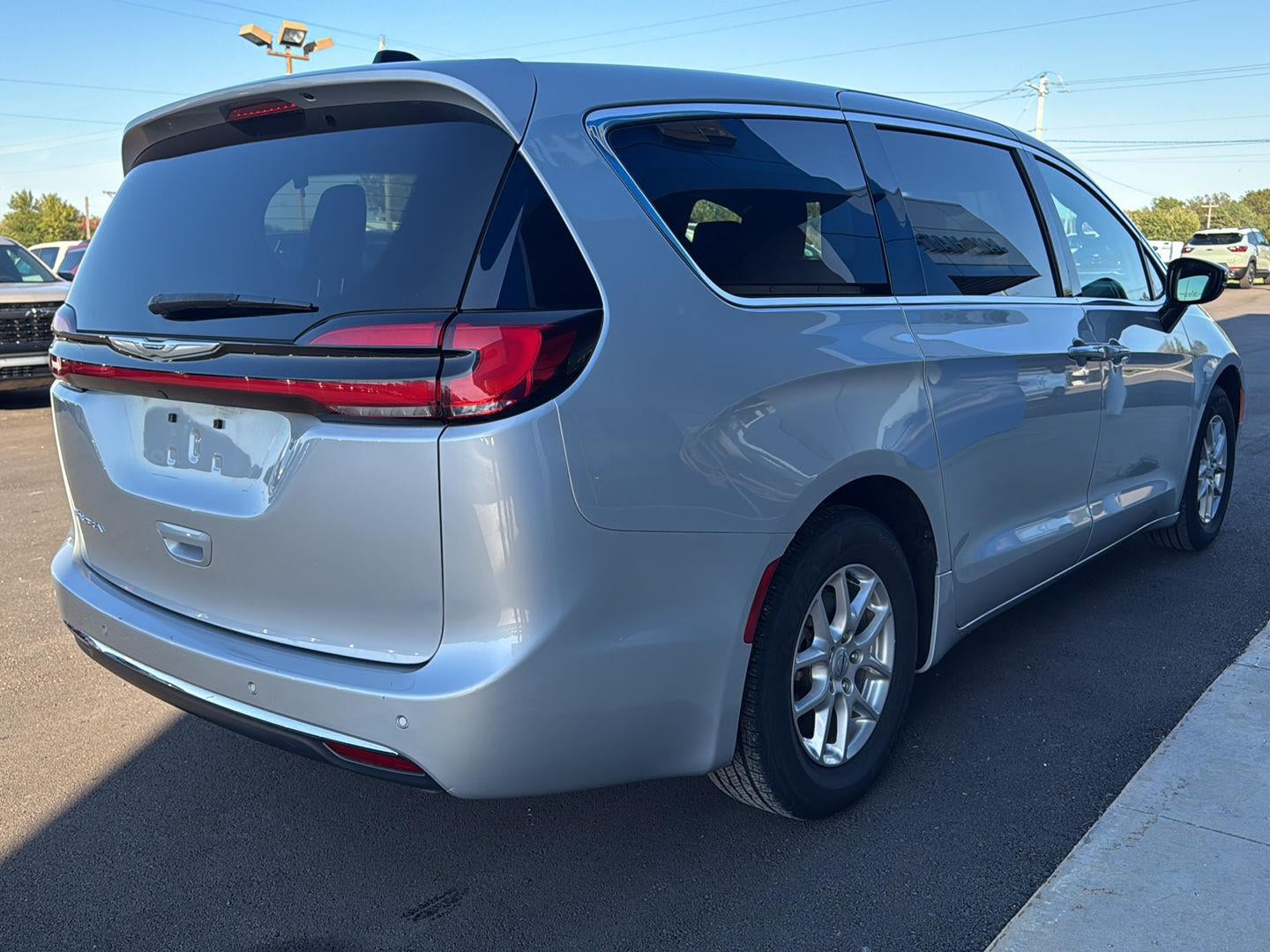 2024 Chrysler Pacifica Touring L