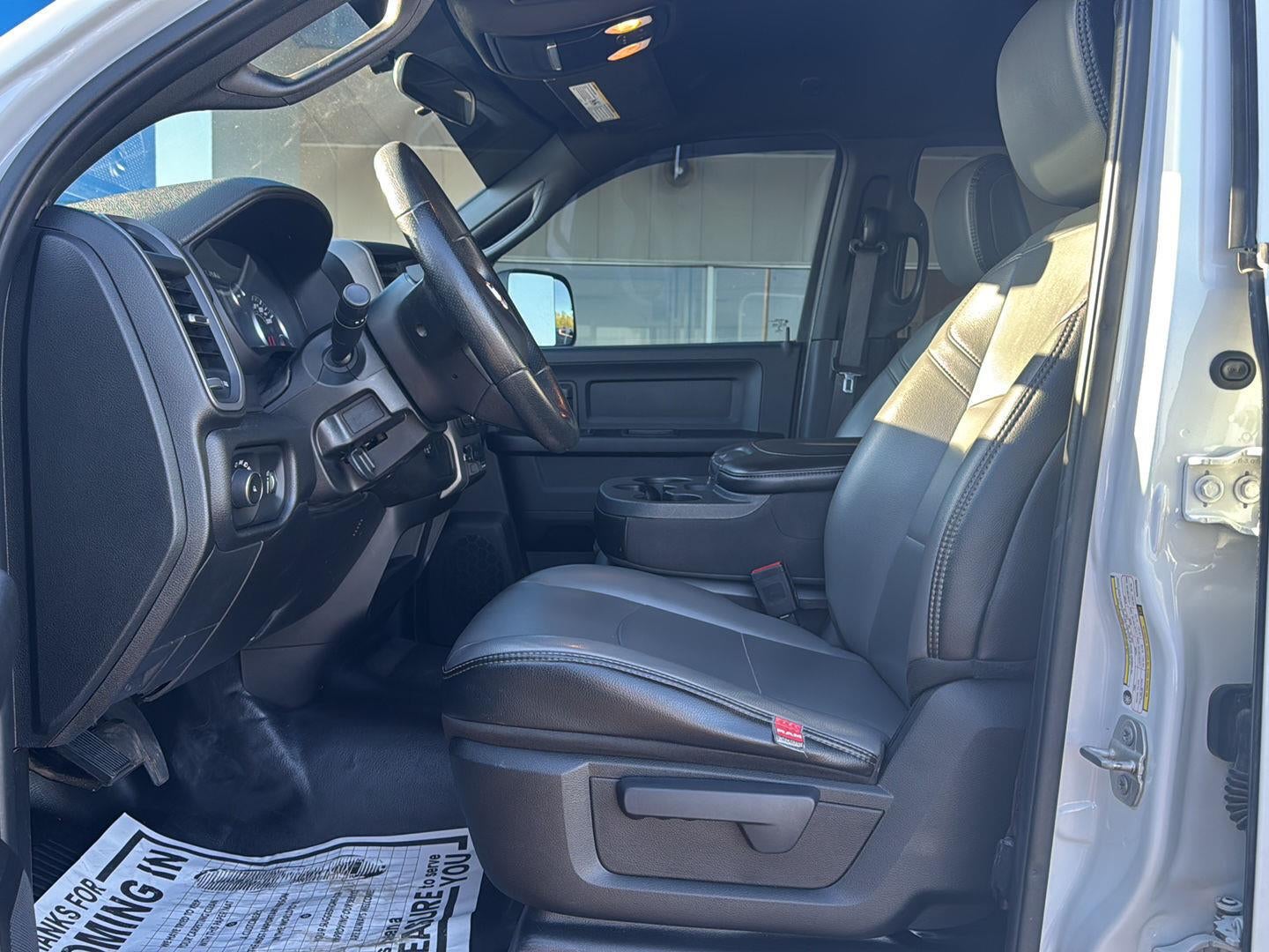 2022 RAM 2500 Tradesman Crew Cab 4x4 6'4" Box