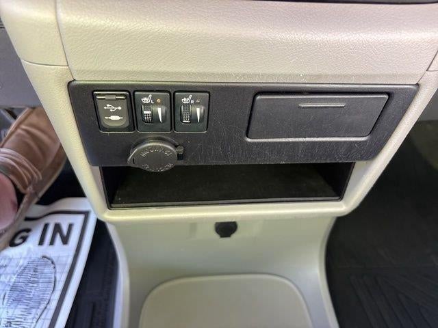 2017 Toyota Sienna XLE 8 Passenger