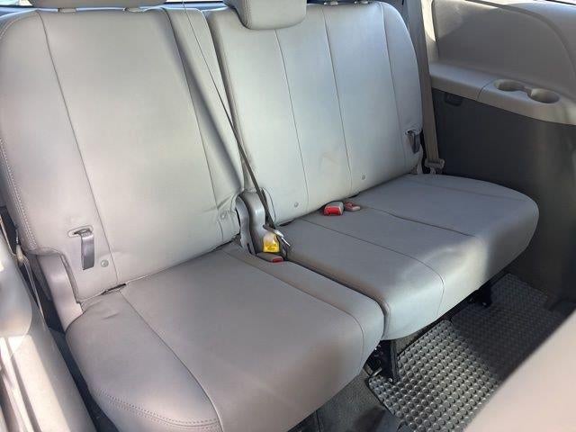2017 Toyota Sienna XLE 8 Passenger
