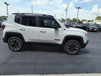 2023 Jeep Renegade Trailhawk 4x4