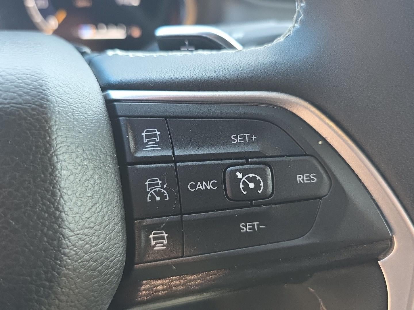 2024 Jeep Grand Cherokee L Laredo