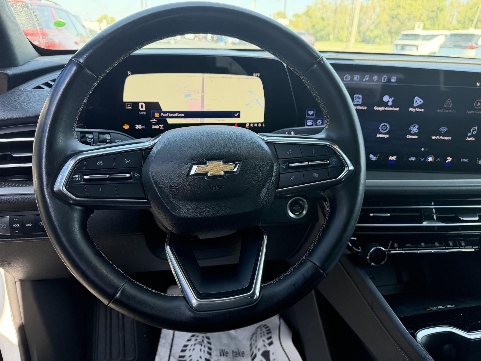 2024 Chevrolet Traverse LT