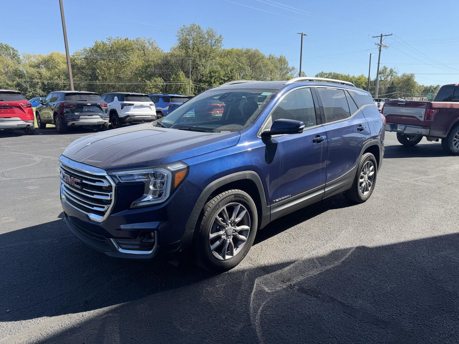 2023 GMC Terrain SLT