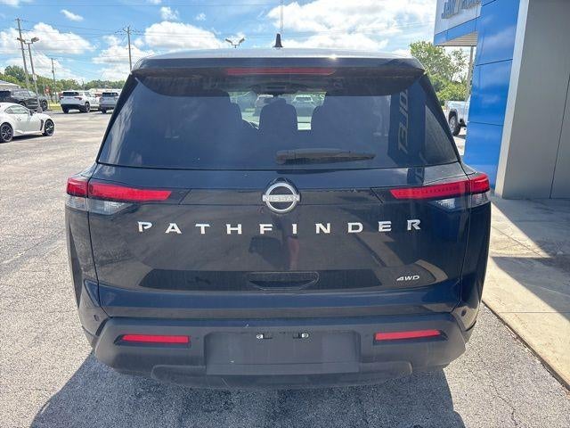 2025 Nissan Pathfinder S