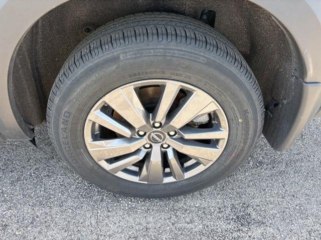 2025 Nissan Pathfinder S