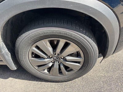 2025 Nissan Pathfinder S