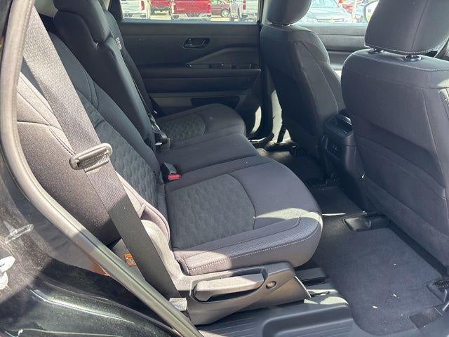 2025 Nissan Pathfinder S