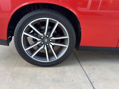 2023 Dodge CHALLENGER GT Base