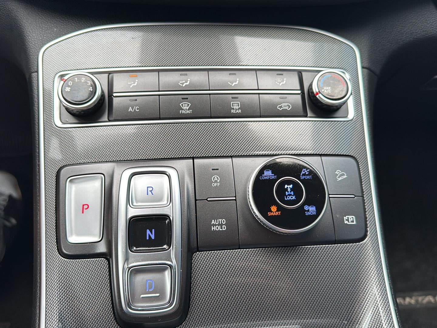 2023 Hyundai Santa Fe SE