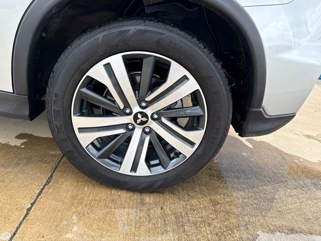 2025 Mitsubishi Outlander Sport S