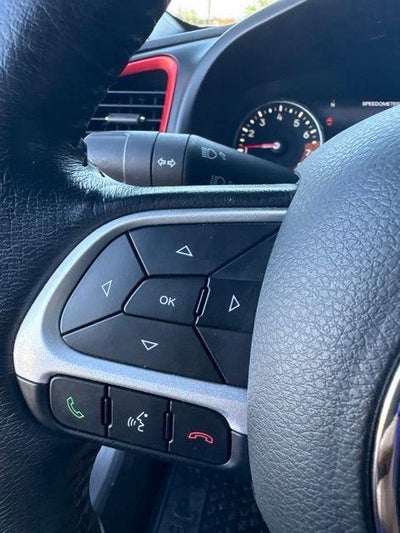 2023 Jeep Renegade Trailhawk