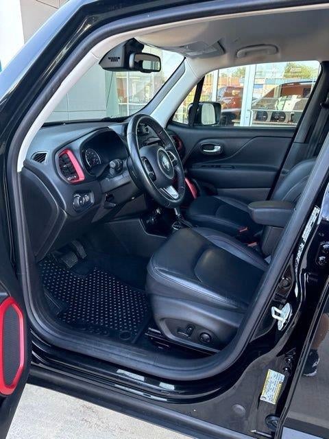 2023 Jeep Renegade Trailhawk