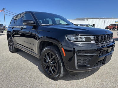 2026 Jeep Grand Cherokee Altitude 4x2