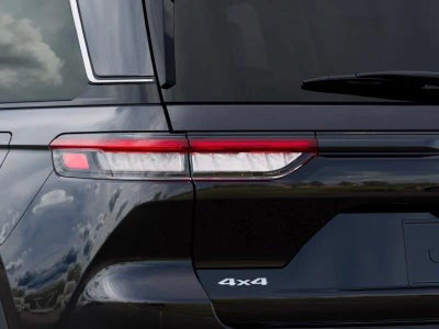 2025 Jeep Grand Cherokee Laredo X 4x4