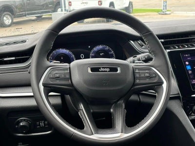 2025 Jeep Grand Cherokee Laredo X 4x4