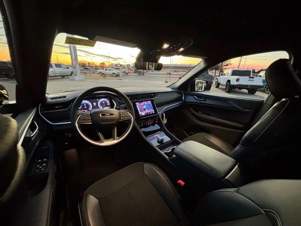 2025 Jeep Grand Cherokee Altitude X 4x4