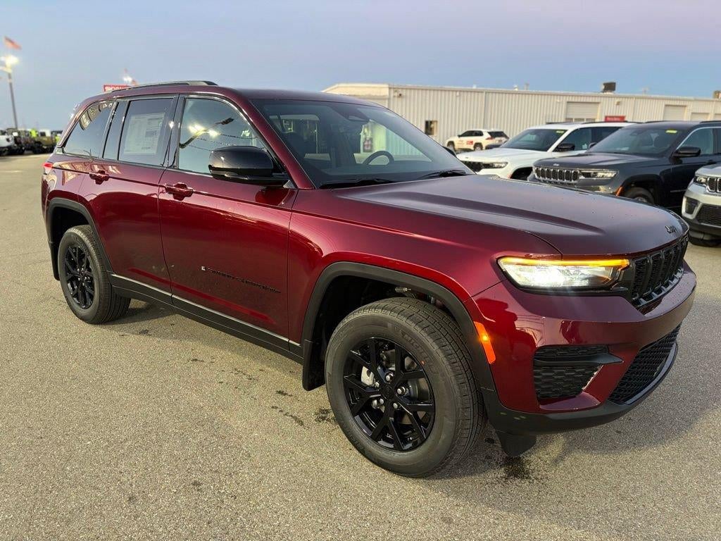 2025 Jeep Grand Cherokee Altitude X 4x4