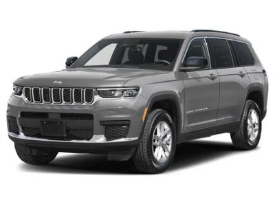 2027 Jeep Grand Cherokee Laredo Altitude