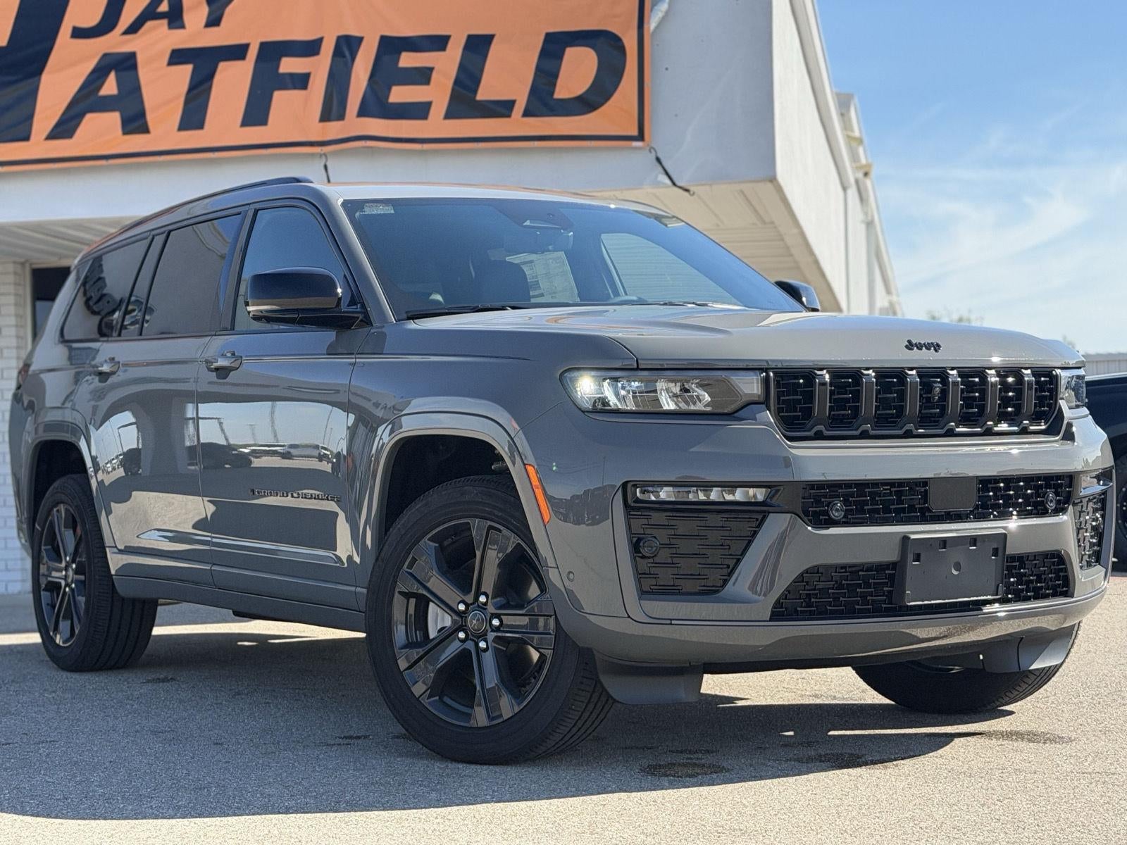 2027 Jeep Grand Cherokee GRAND CHEROKEE L LIMITED RESERVE 4X4