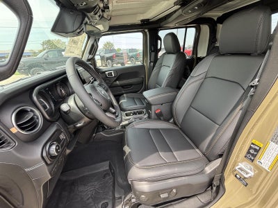2026 Jeep Gladiator GLADIATOR SAHARA 4X4
