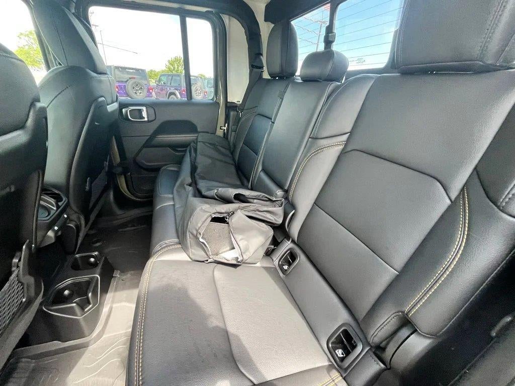 2026 Jeep Gladiator Sahara 4x4
