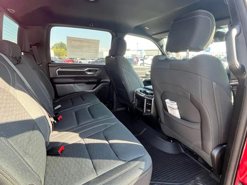 2026 RAM 1500 Big Horn Crew Cab 4x4 5'7' Box
