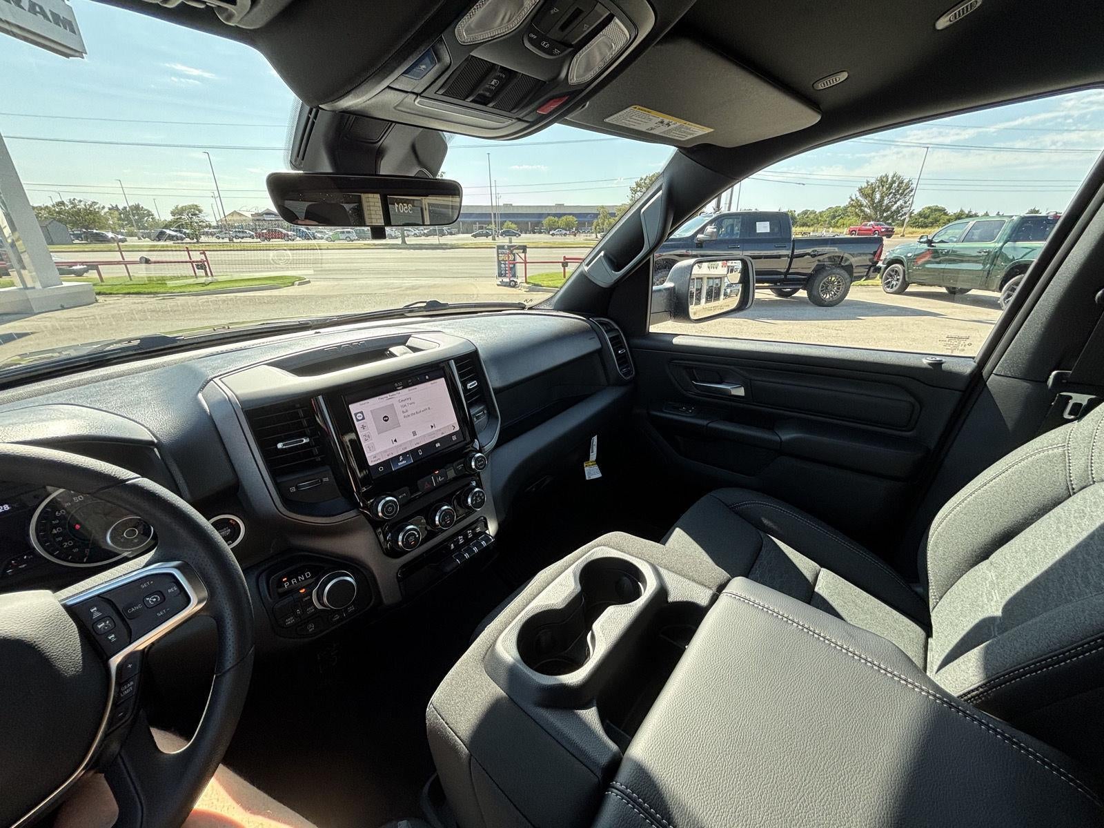 2026 RAM 1500 Warlock Crew Cab 4x4 5'7' Box