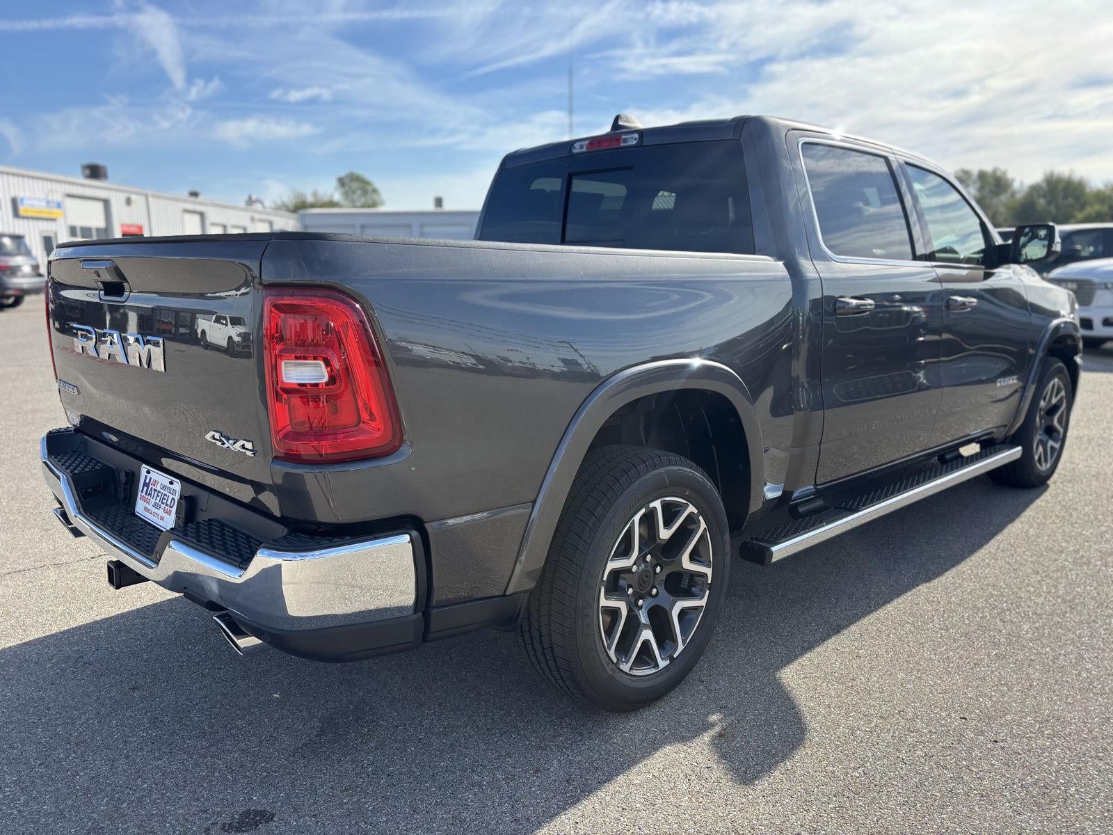 2027 RAM Ram 1500 RAM 1500 LARAMIE CREW CAB 4X4 5'7' BOX