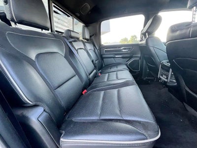 2020 RAM 1500 Laramie Crew Cab 4x4 5'7' Box