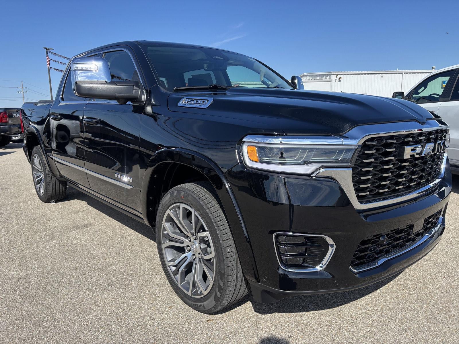 2027 RAM Ram 1500 RAM 1500 TUNGSTEN CREW CAB 4X4 5'7' BOX