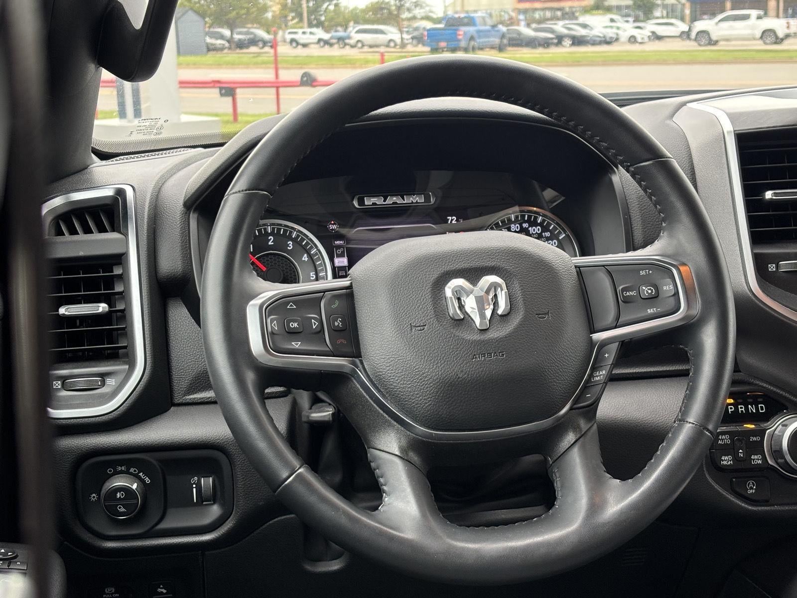 2024 RAM 1500 Big Horn Crew Cab 4x4 6'4' Box