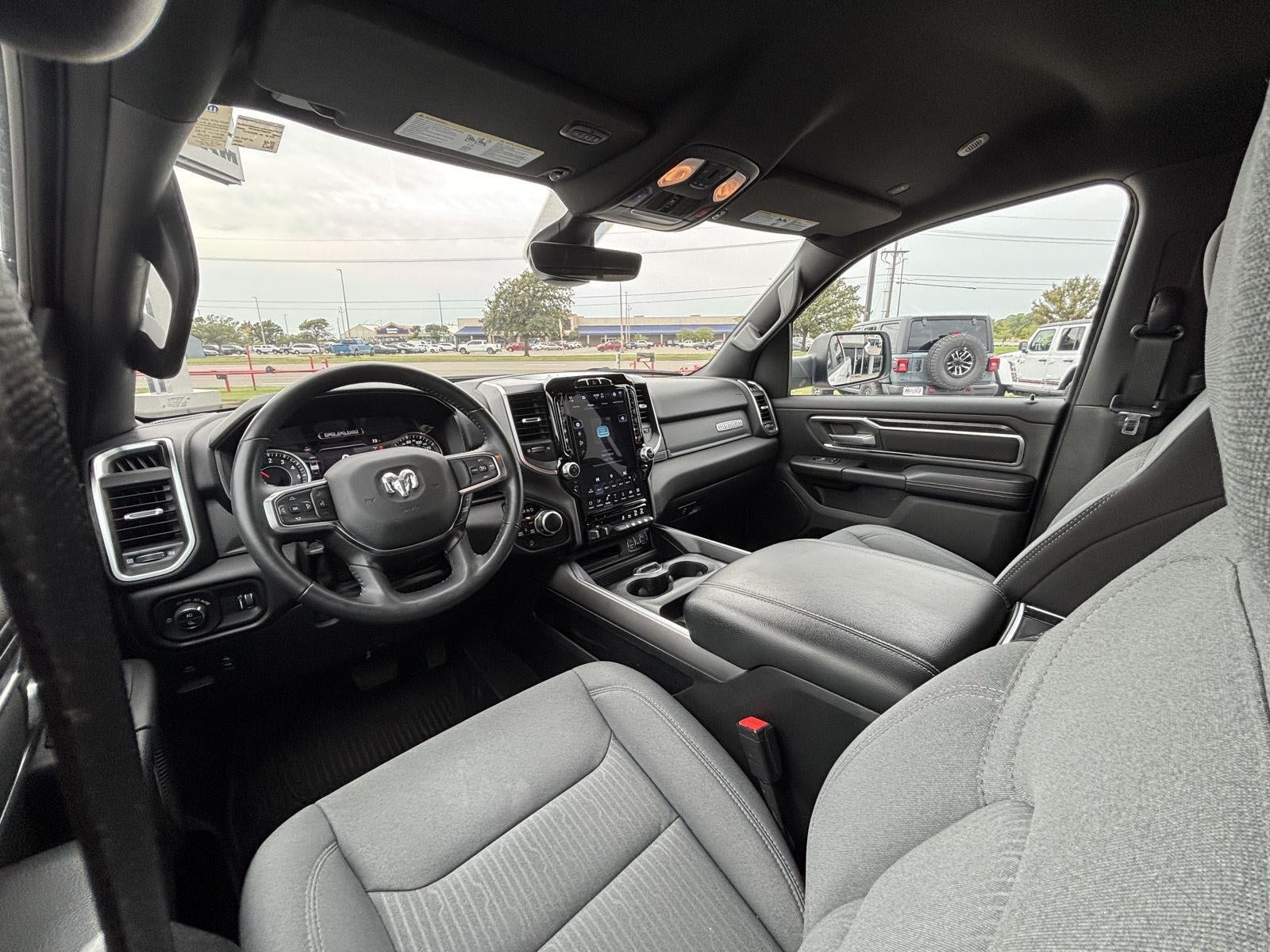 2024 RAM 1500 Big Horn Crew Cab 4x4 6'4' Box