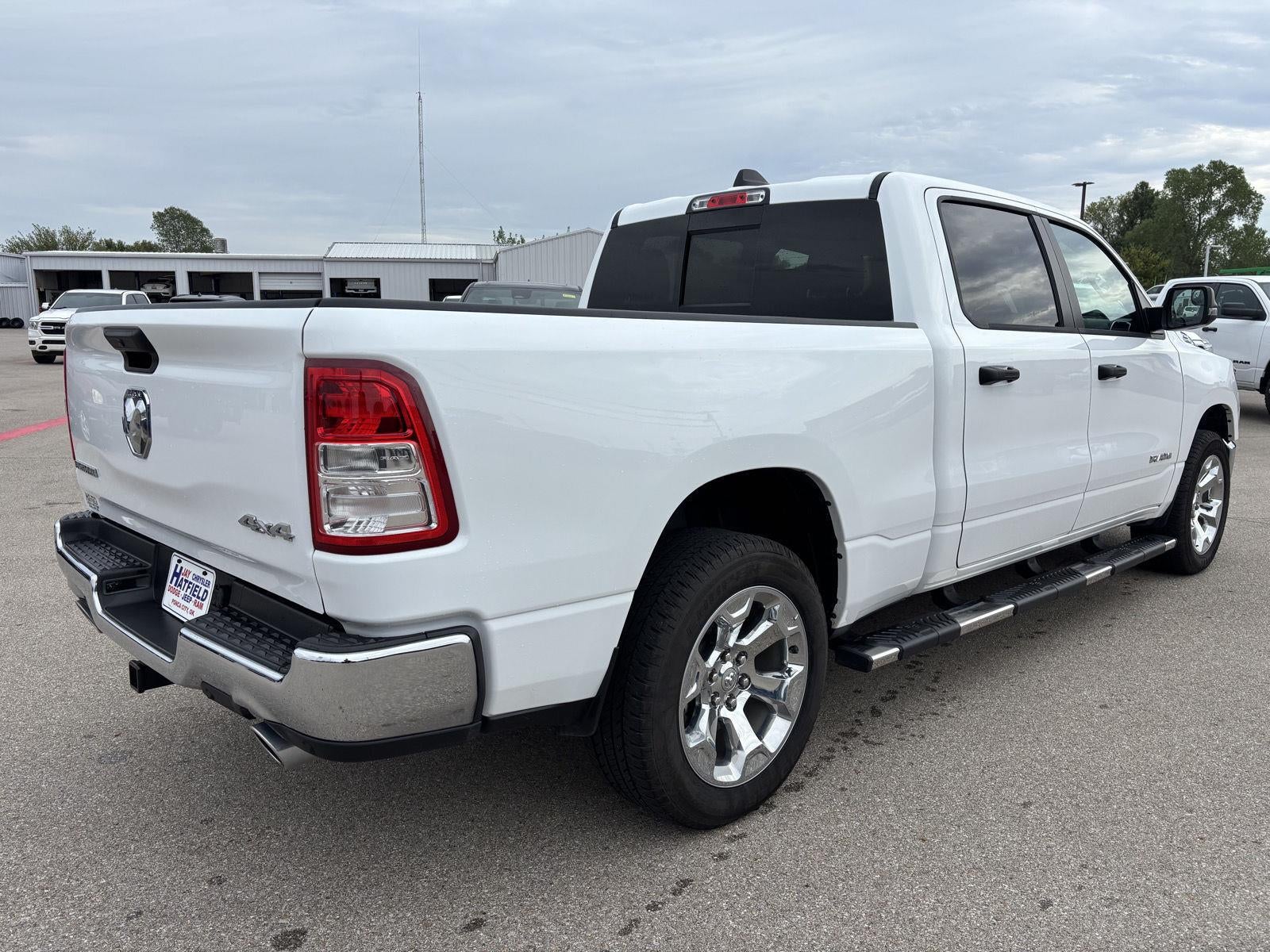 2024 RAM 1500 Big Horn Crew Cab 4x4 6'4' Box