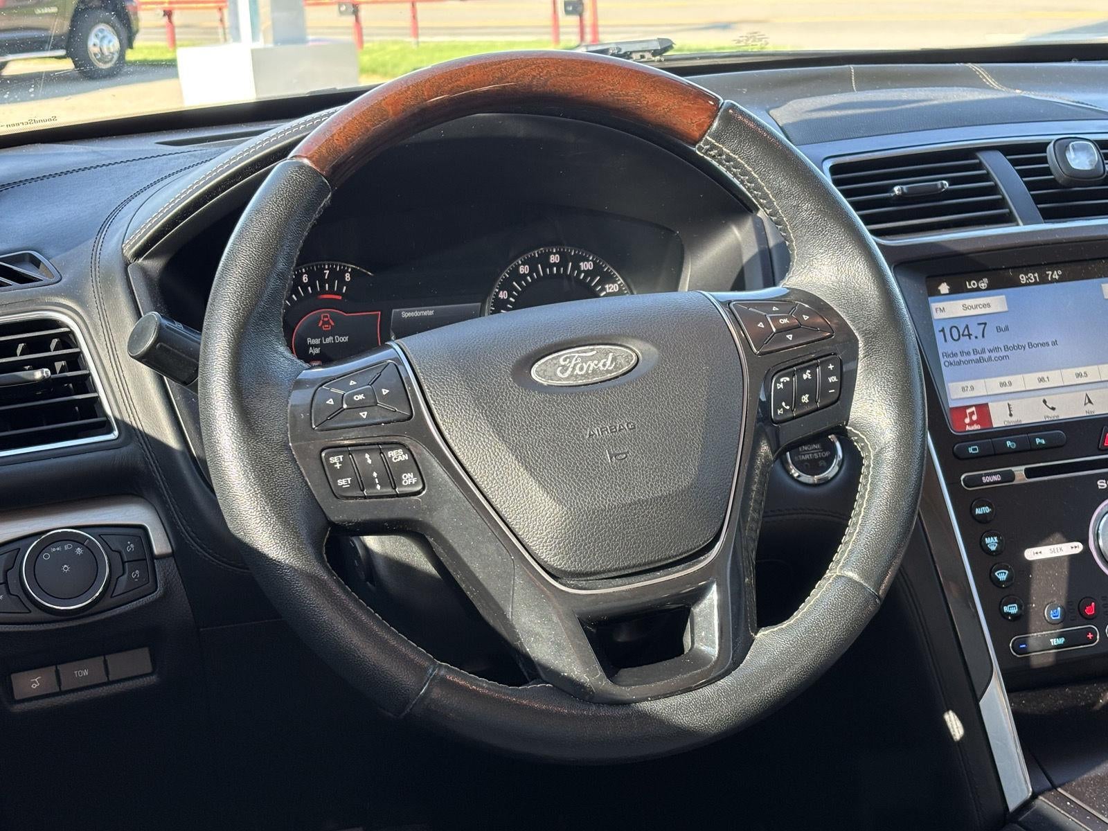 2018 Ford Explorer Platinum