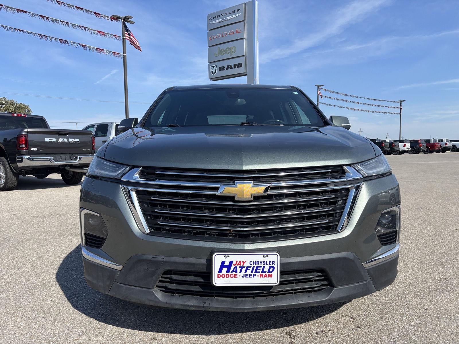 2023 Chevrolet Traverse FWD LT Cloth