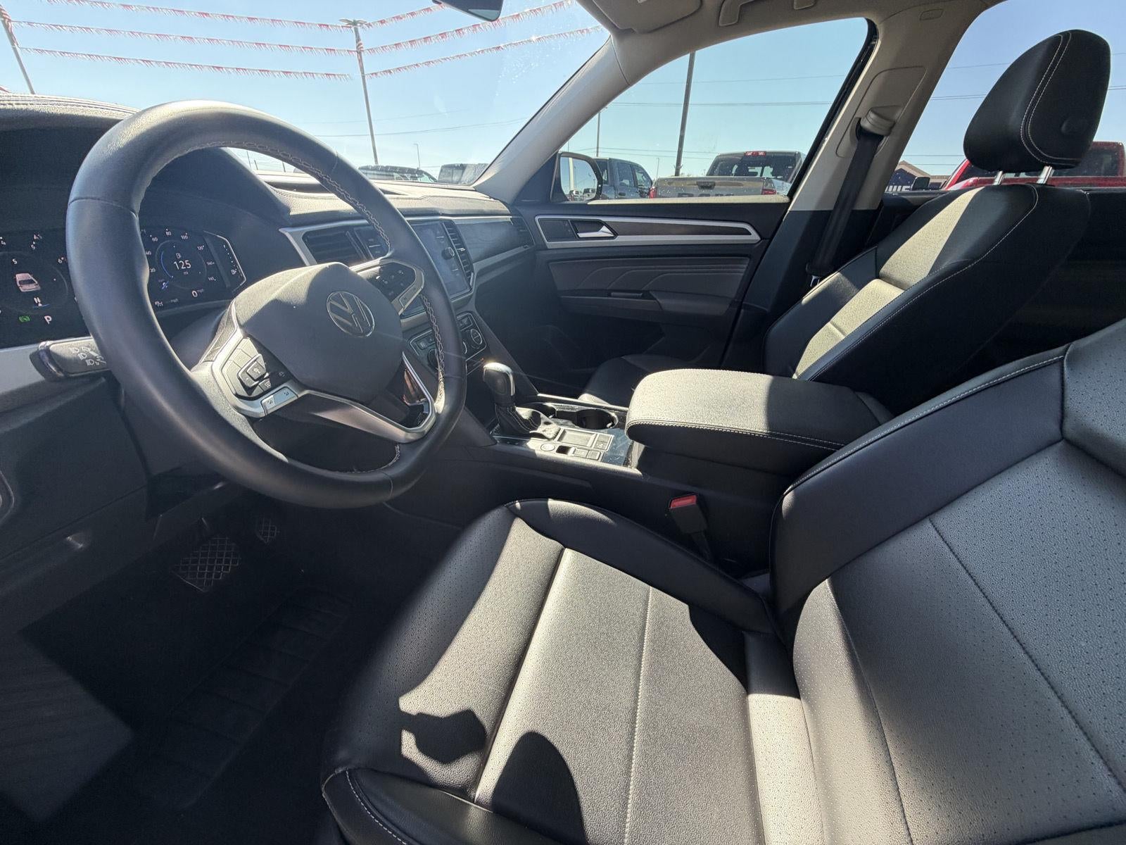 2023 Volkswagen Atlas 3.6L V6 SE w/Technology